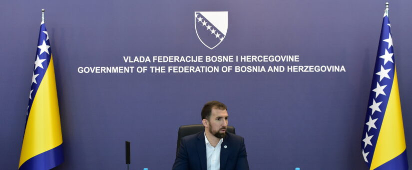 MINISTAR DELIĆ NAJAVIO ISPLATE DJEČIJIH DODATAKA I PLAĆA RODITELJIMA – NJEGOVATELJIMA ZA MJESEC MAJ