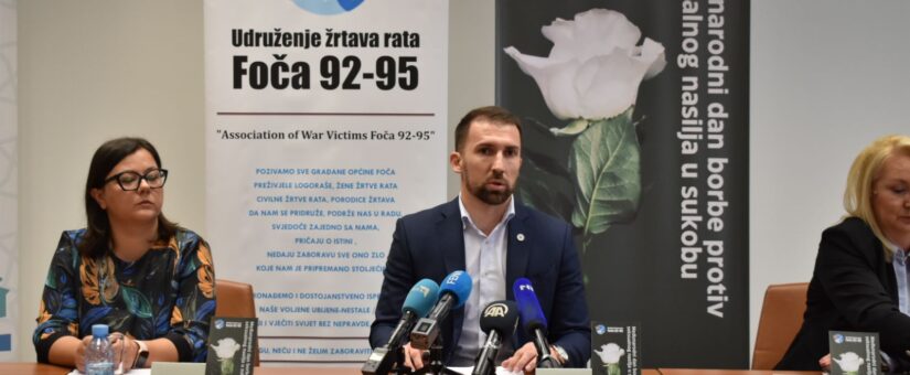 MINISTAR DELIĆ OBRATIO SE NA PRESS KONFERENCIJI KOJOM JE NAJAVLJENO OVOGODIŠNJE OBILJEŽAVANJE MEĐUNARODNOG DANA BORBE PROTIV SEKSUALNOG NASILJA U RATU I 31 GODINE OD POČINJENOG ZLOČINA NAD ŽENAMA U BIH
