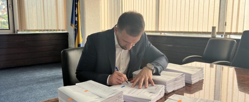 FEDERALNO MINISTARSTVO RADA I SOCIJALNE POLITIKE  SPREMILO  PRIJEDLOG STRATEGIJE  ZAPOŠLJAVANJA  U  FBiH, NAJAVIO MINISTAR  DELIĆ