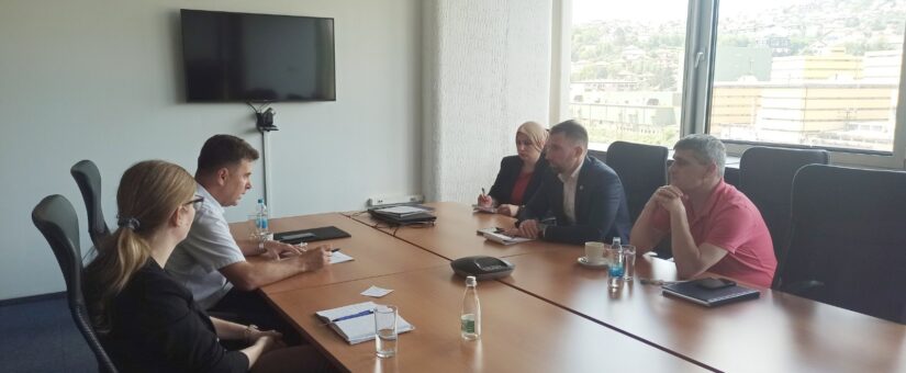 MINISTAR  DELIĆ SASTAO  SE S  PREDSTAVNICIMA  SAVEZA  SOCIJALNIH RADNIKA  U  FBIH