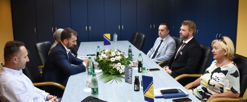MINISTAR DELIĆ SA SUBAŠIĆEM, V.D. DIREKTOROM FEDERALNOG ZAVODA PIO/MIO RAZGOVARAO O PLANOVIMA TRANSFORMACIJE I POBOLJŠANJA USLUGA U ZAVODU