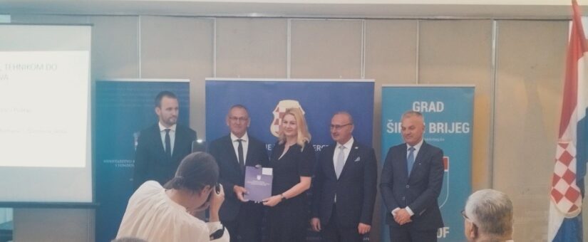U OKVIRU PROJEKTA PREKOGRANIČNE SARADNJE ODOBRENA SREDSTVA ZA VANJSKO UREĐENJE ZAVODA BAKOVIĆI