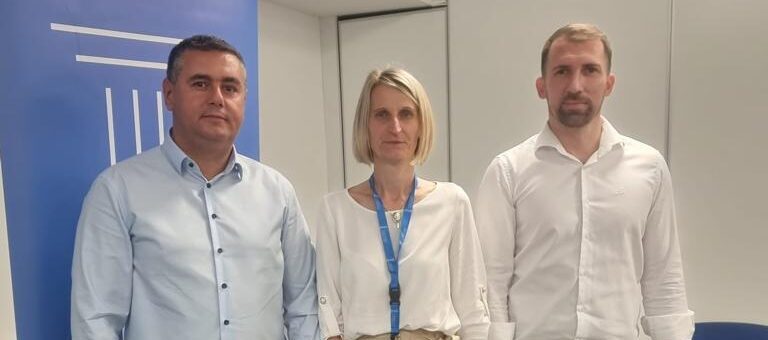 MINISTAR DELIĆ PREDVODI DELEGACIJU MINISTARTSVA I FONDA U RADNOJ POSJETI SLOVENIJI; CILJ JE UPOZNATI SE SA PRIMJENJIVIM PRAKSAMA I PREPOZNATI IH U PROPISIMA ZA FEDERACIJU