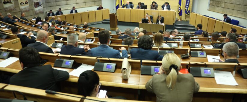 ZASTUPNIČKI DOM PARLAMENTA FBIH USVOJIO STRATEGIJU ZAPOŠLJAVANJA; MINISTAR DELIĆ OBJASNIO ŠTA SVE POKRIVA STRATEGIJA I OČEKIVANA POBOLJŠANJA U OBLASTI ZAPOŠLJAVANJA