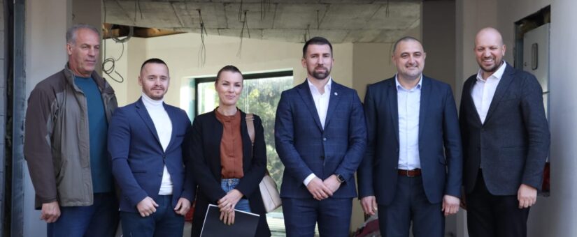 MINISTAR DELIĆ NAJAVIO: OBEZBIJEĐENO 300.000 KM ZA ZAVRŠETAK IZGRADNJE RODITELJSKE KUĆE U TUZLI