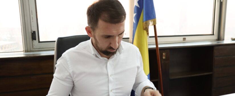 NAJVAŽNIJE AKTIVNOSTI FEDERALNOG MINISTARSTVA RADA I SOCIJALNE POLITIKE U PERIODU OSAM MJESECI