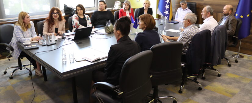 POČINJE RAZVOJ MODELA GERONTODOMAĆICA: ZAJEDNIČKI PROJEKAT MINISTARSTVA, UN WOMEN I PARTNERA
