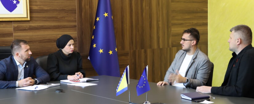 MINISTAR DELIĆ SA SOCIJALNIM PEDAGOZIMA O NJIHOVOJ ULOZI U SISTEMU SOCIJALNE ZAŠTITE