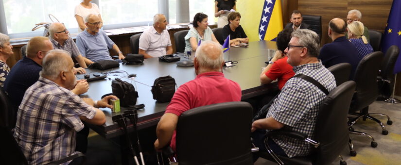 MINISTAR DELIĆ DANAS POTPISAO UGOVORE ZA GODIŠNJE FINANSIRANJE RADA REPREZENTATIVNIH UDRUŽENJA OSOBA SA INVALIDITETOM