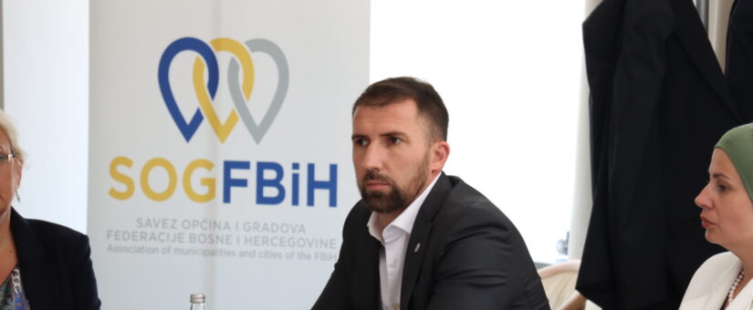 OSVRT MINISTRA DELIĆA NA GOSTOVANJE ŠMITA KOD SENADA HADZIFEJZOVIĆA