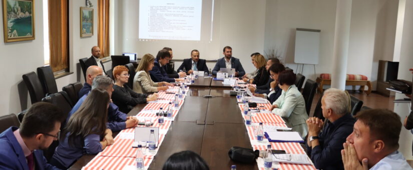 ČETVRTA REDOVNA SJEDNICA MINISTARSKE KOORDINACIJE ZA OBLAST SOCIJALNE POLITIKE U FBIH ODRŽANA U GORAŽDU: PREDSTAVLJEN PROGRAM OBILJEŽAVANJA DJEČIJE NEDJELJE 2024.