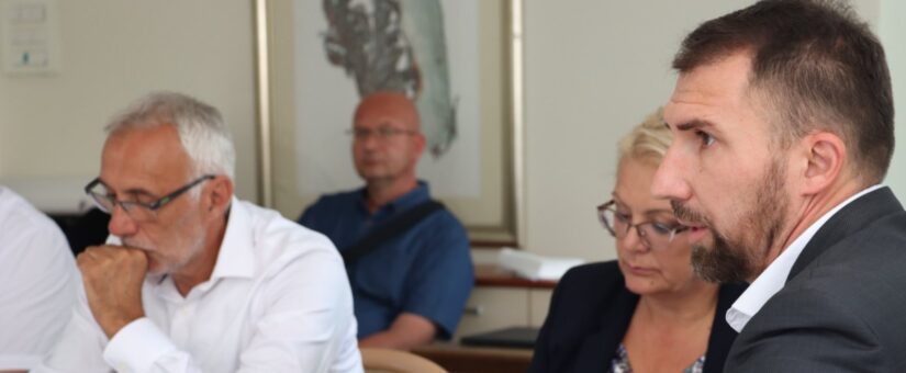 ADNAN DELIĆ, MINISTAR RADA I SOCIJALNE POLITIKE FBIH: NEOPHODNA SU NAM RADNA MJESTA U VISOKIM PLATNIM RAZREDIMA